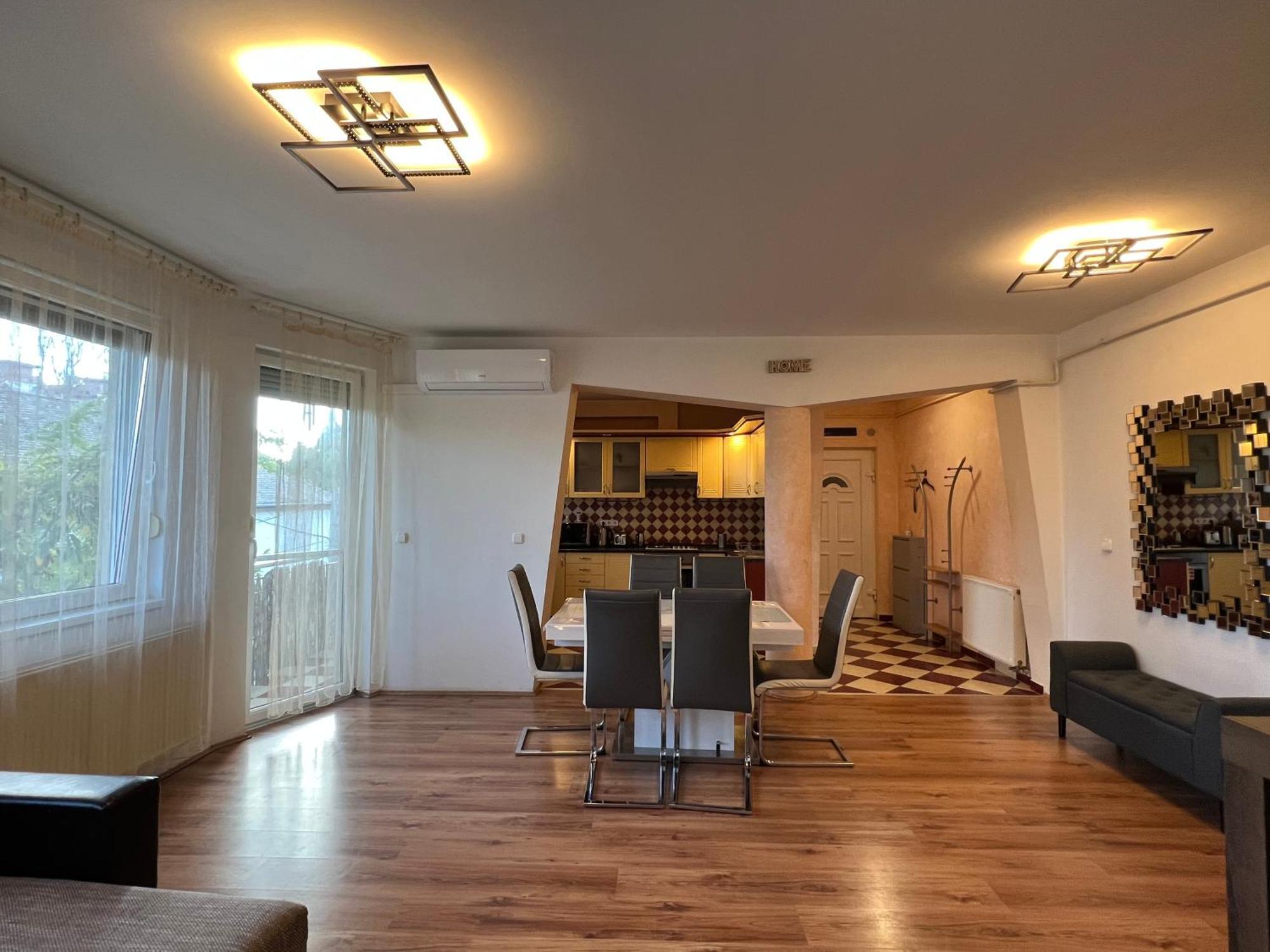 Kristaly Apartman Segedyn Zewnętrze zdjęcie