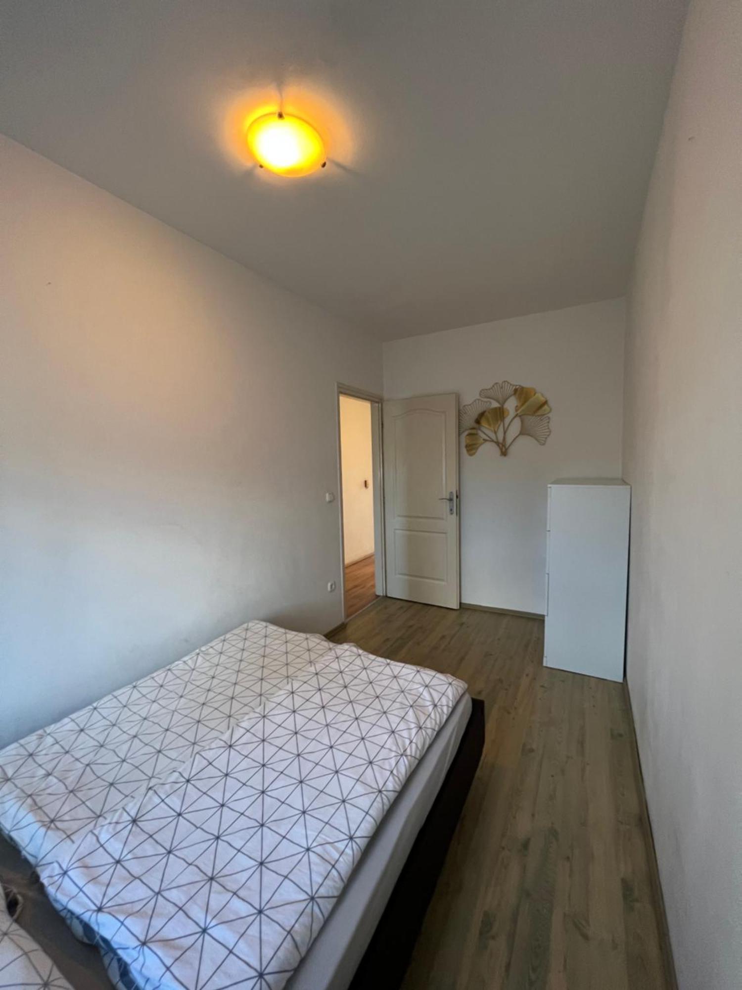 Kristaly Apartman Segedyn Zewnętrze zdjęcie
