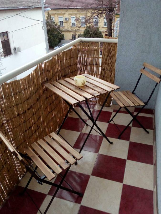 Kristaly Apartman Segedyn Zewnętrze zdjęcie