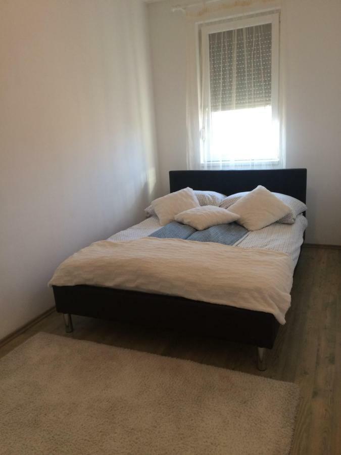 Kristaly Apartman Segedyn Zewnętrze zdjęcie